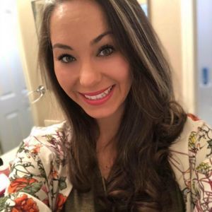 Meet your Posher, Danielle